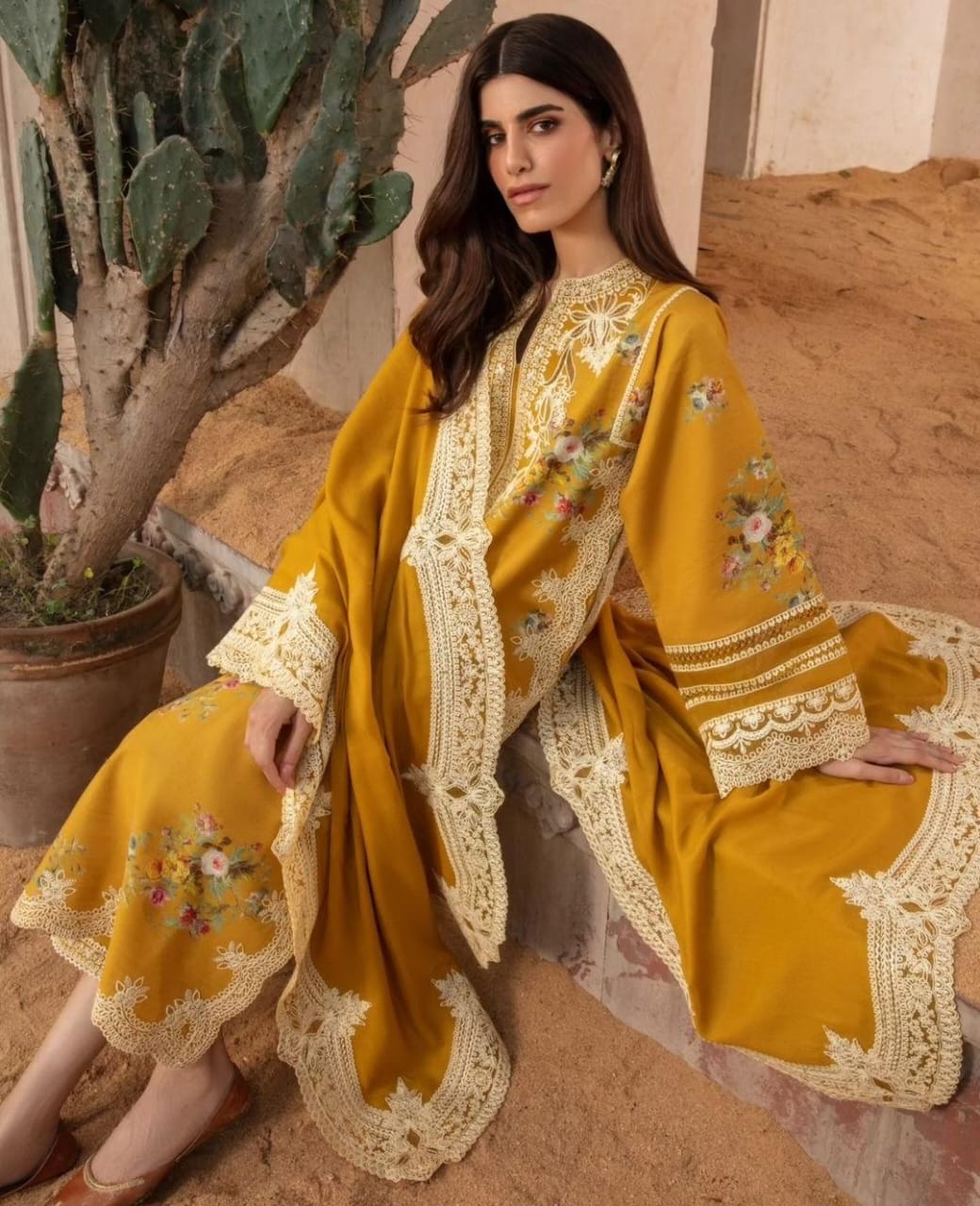 Crimson Pure Lawn Chiffon Embroidered 3pcs Dress 2024 - Wearza