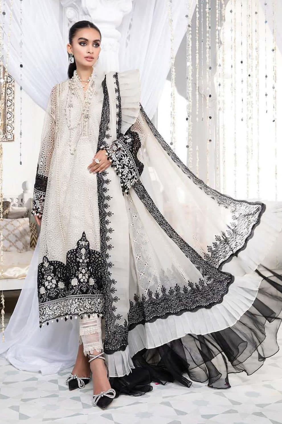 MB CHIKANKARI LAWN MOST HIT TOP SELLING PREMIUM PURE LAWN WITH ORGANZA DUPPATA 2024 - Wearza