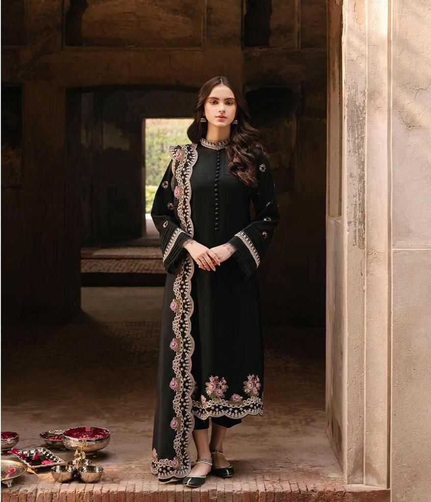 ZARQASH MOST BEAUTIFUL BLACK BEAUTY CHIKEN KARI WITH SEMI PURE CHIFFON DUPPATA EXCLUSIVE DRESS 2024 - Wearza