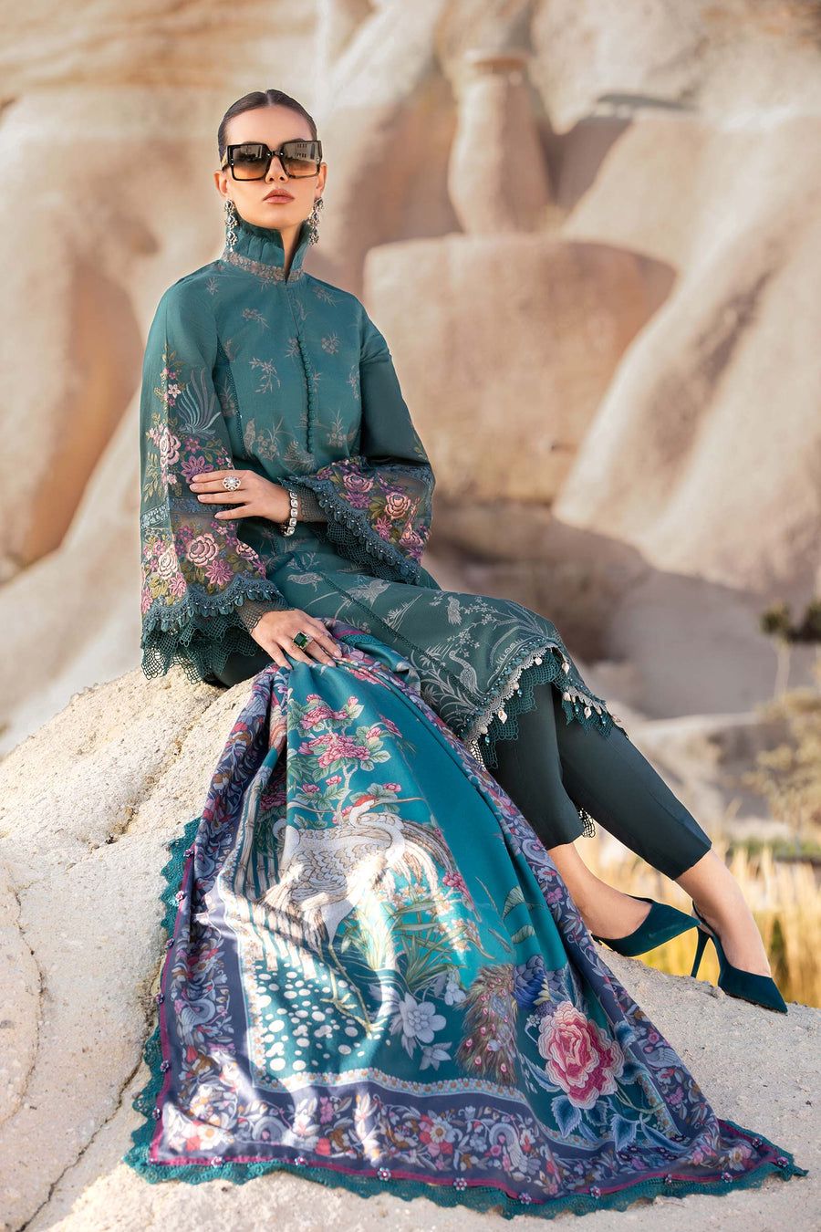 Maria b M-Print Digital Printed Pure Lawn With Indian SIlk Duppata 2024 - Wearza