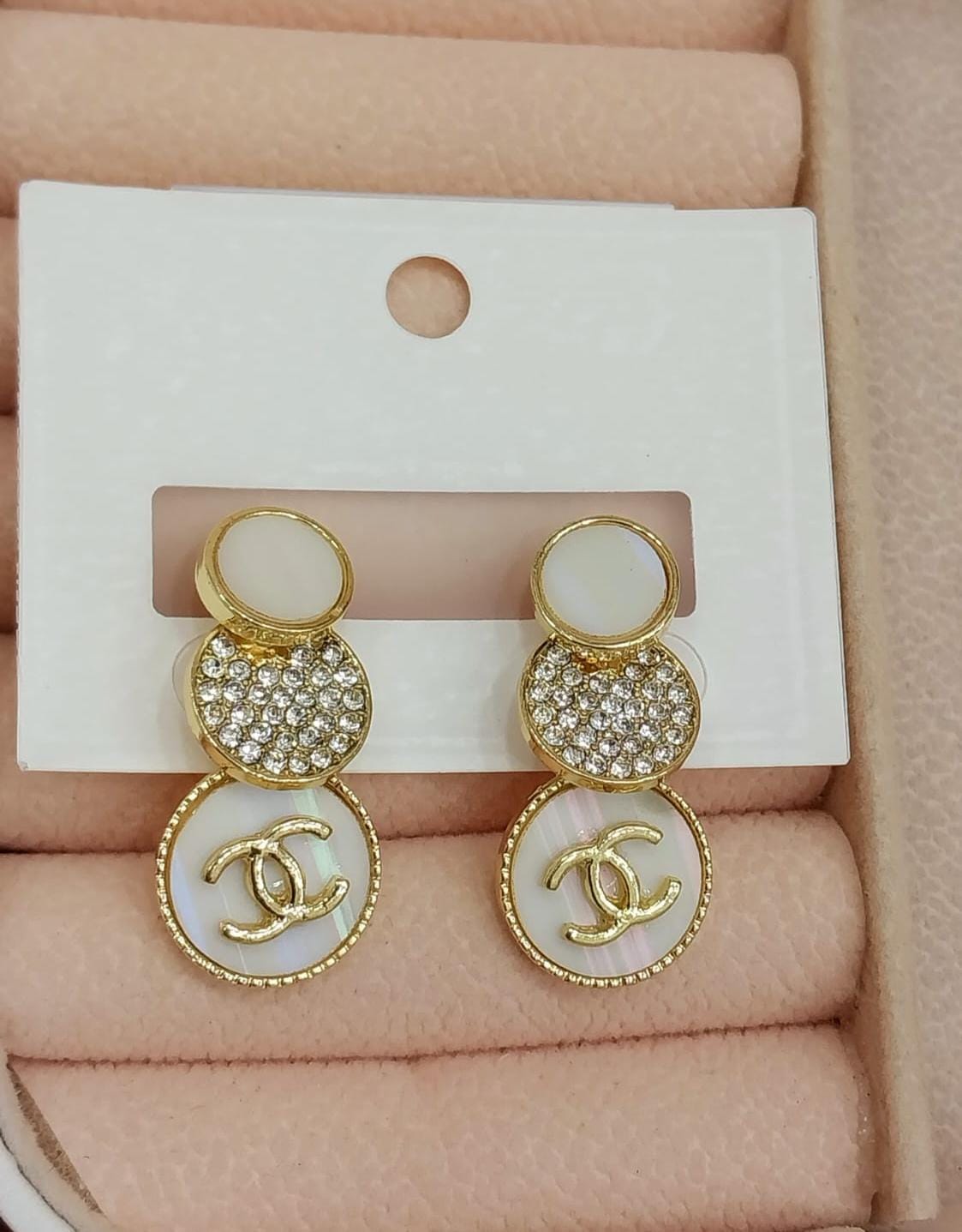 Channel Beautifull Earrings 24 WEARZA