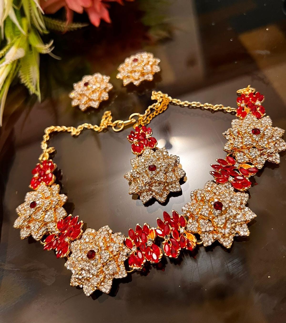 Mina Beautifull Neck & Earring Set WEARZA